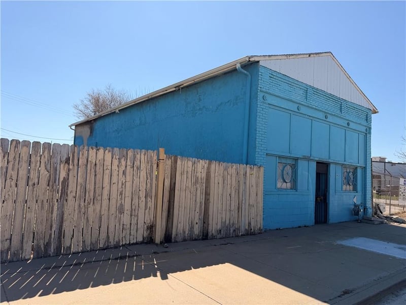 413 Kansas Ave, Kansas City, KS 66105