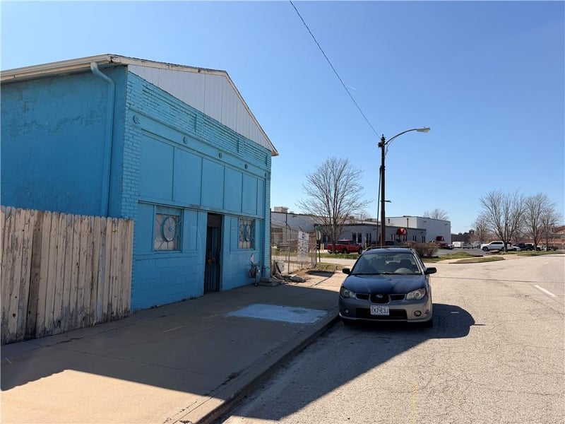 413 Kansas Ave, Kansas City, KS 66105