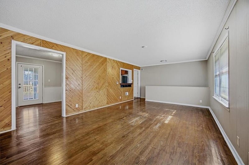 5910 Park Ave, Gladstone, MO 64118