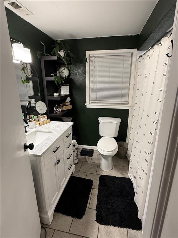 1 64th St, Kansas City, MO 64118