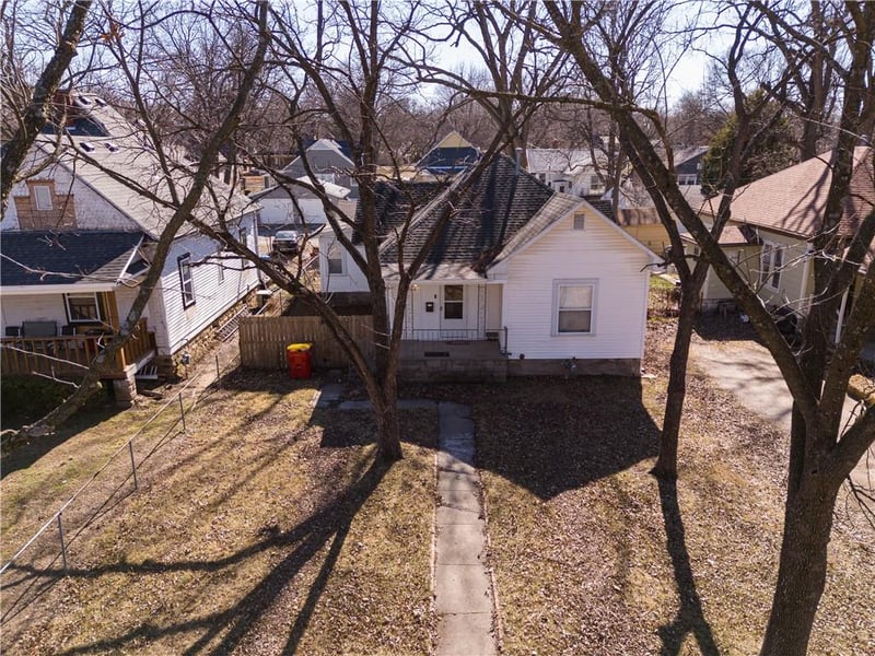 605 3rd St, Pittsburg, KS 66762