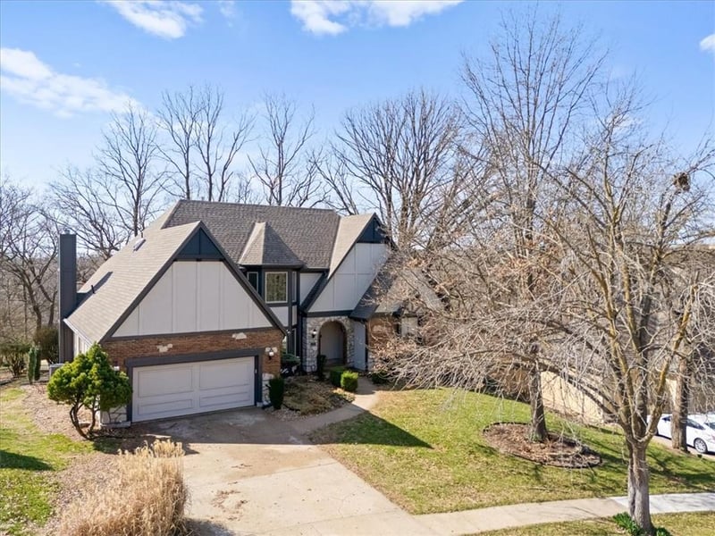 5519 NW 62nd Ct, Kansas City, MO 64151