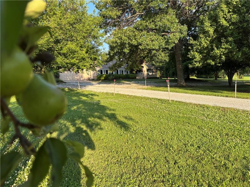25595 Rockville Rd, Louisburg, KS 66053