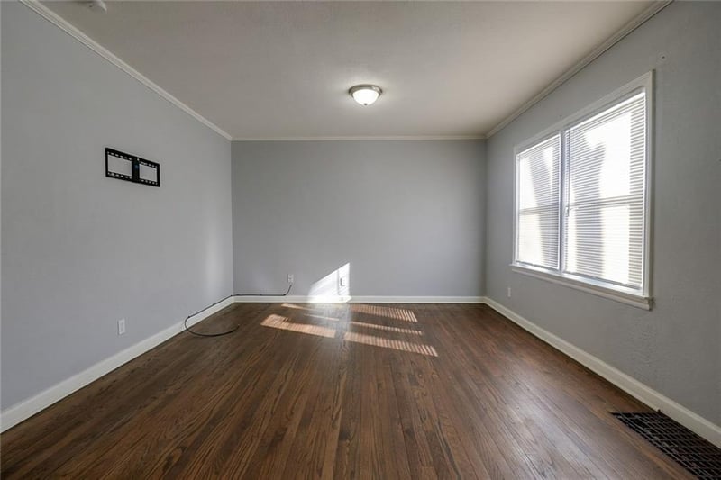 7202 Lydia Ave, Kansas City, MO 64131