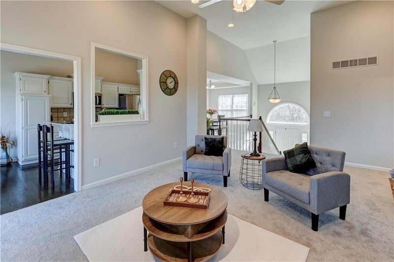 2116 91st Ter, Kansas City, MO 64155