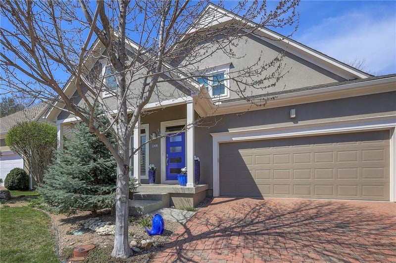 12436 Long St, Overland Park, KS 66213