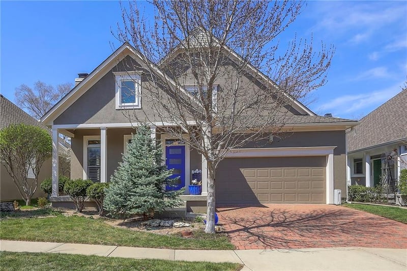 12436 Long St, Overland Park, KS 66213