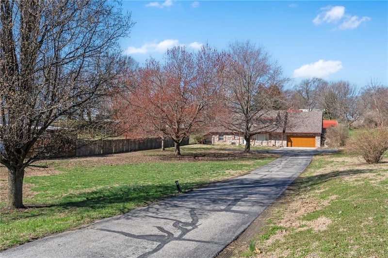 2712 N Liberty St, Independence, MO 64050