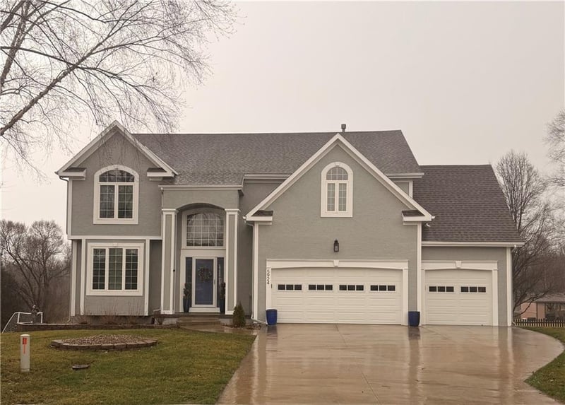5924 Parks View Pl, Lee's Summit, MO 64064