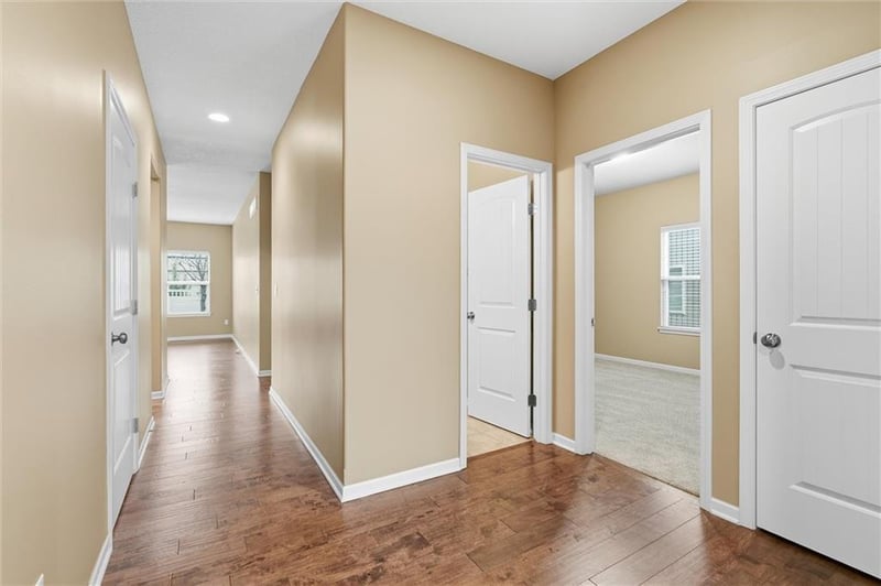 717 109th Ter, Kansas City, MO 64155