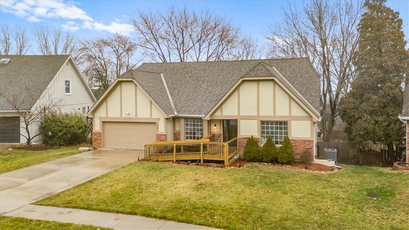 10921 Reeder St, Overland Park, KS 66210