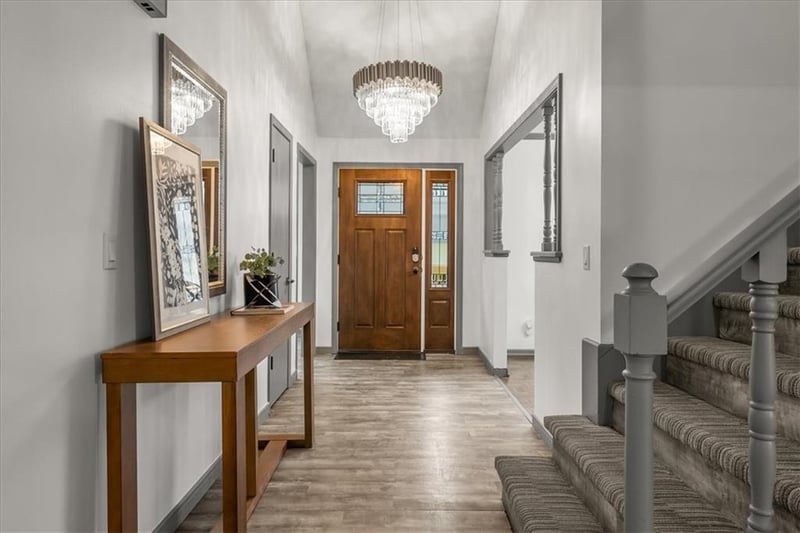 10921 Reeder St, Overland Park, KS 66210