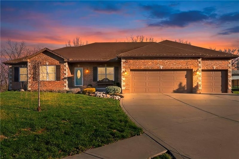 11412 NE 113th Ter, Liberty, MO 64068