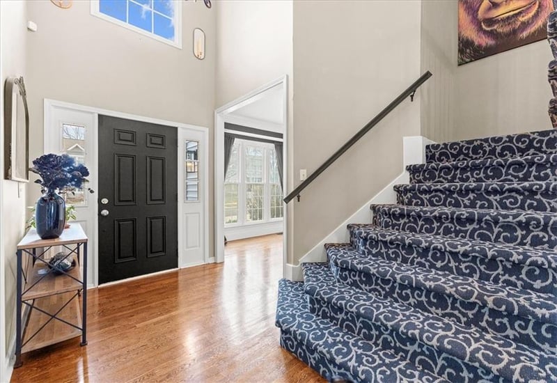 15826 Maple St, Overland Park, KS 66223