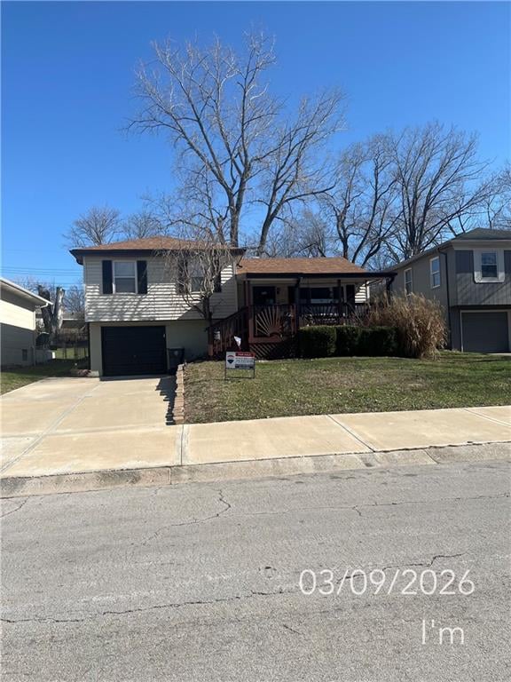 4821 Tullis Dr, Kansas City, MO 64119