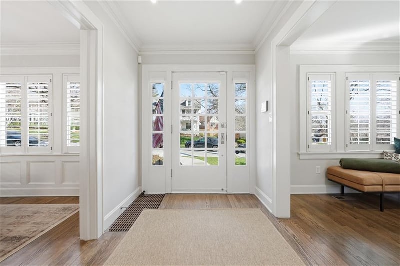 103 67th Ter, Kansas City, MO 64113