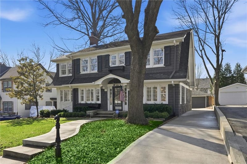 103 67th Ter, Kansas City, MO 64113