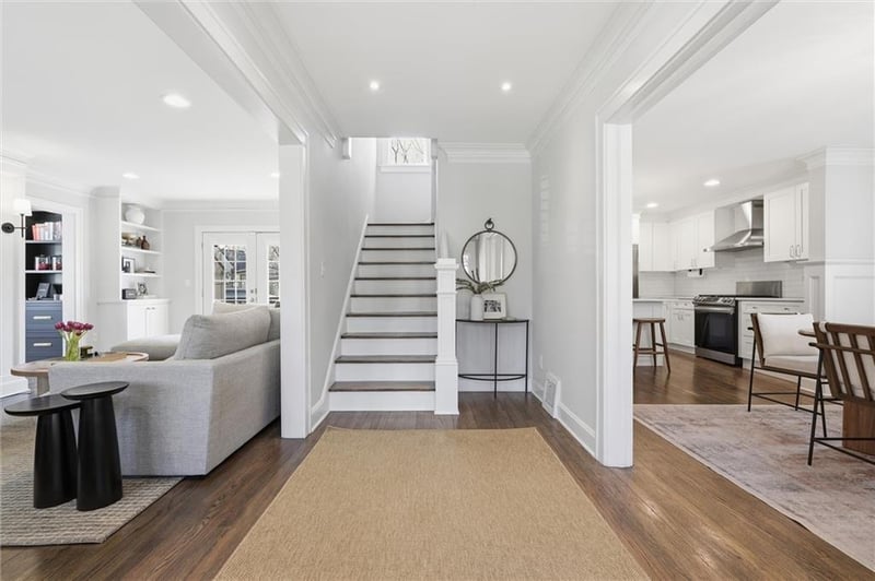 103 67th Ter, Kansas City, MO 64113