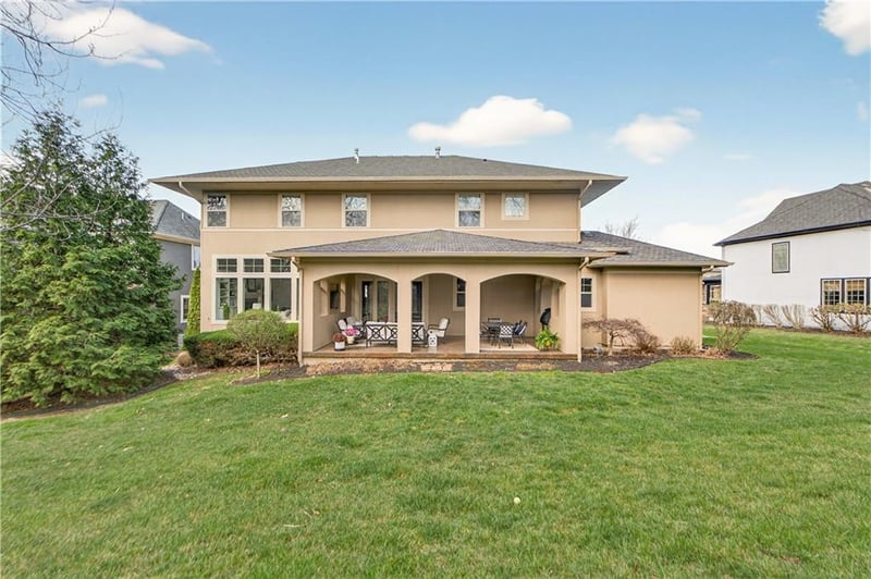 16421 Barton St, Overland Park, KS 66062