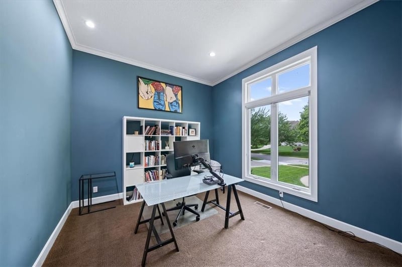 4941 W 138th Ter, Leawood, KS 66224