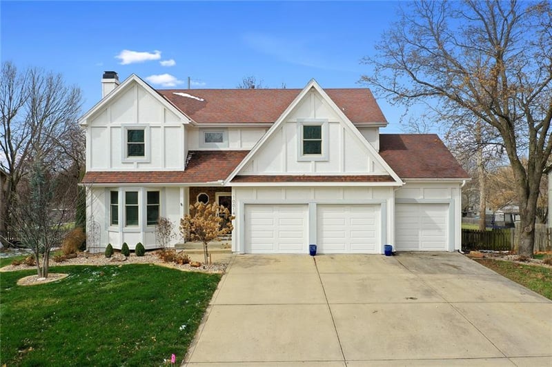 10014 Highland Ter, Kansas City, MO 64155