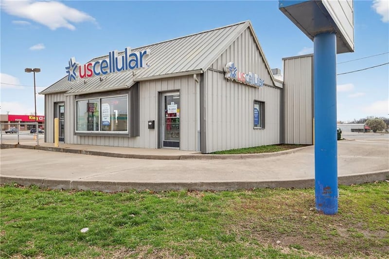 2120 Main St, Parsons, KS 67357