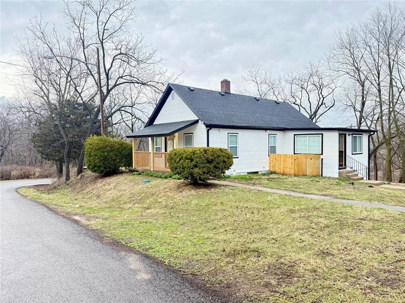 2939 44th St, Kansas City, KS 66104