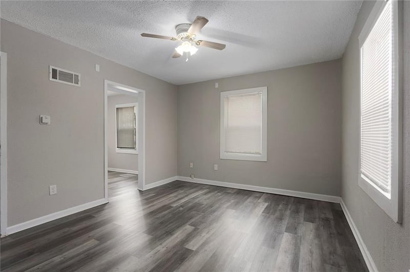 21212123 Askew Ave, Kansas City, MO 64127