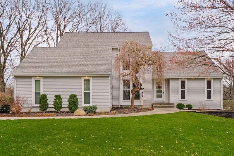 11827 Rosehill Rd, Overland Park, KS 66210