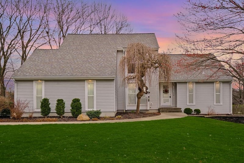 11827 Rosehill Rd, Overland Park, KS 66210