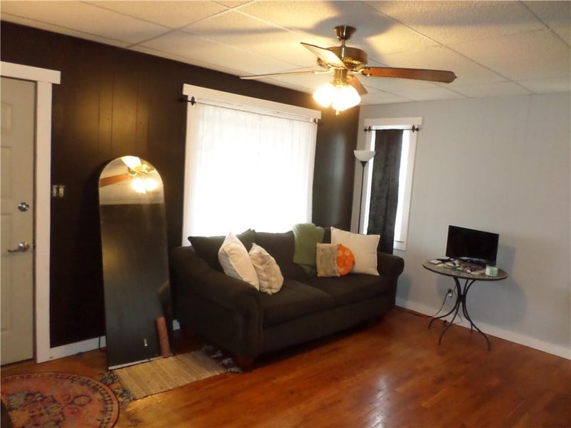 328 S 1st St, Troy, KS 66087