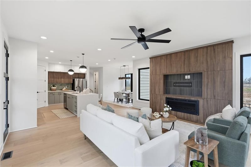 2714 84th Ter, Kansas City, MO 64154