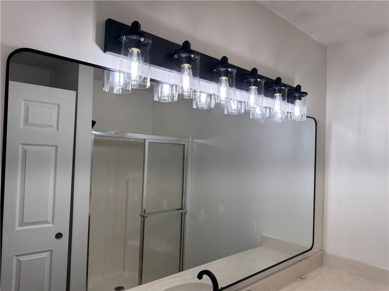 6512 Revere Dr, Kansas City, MO 64151