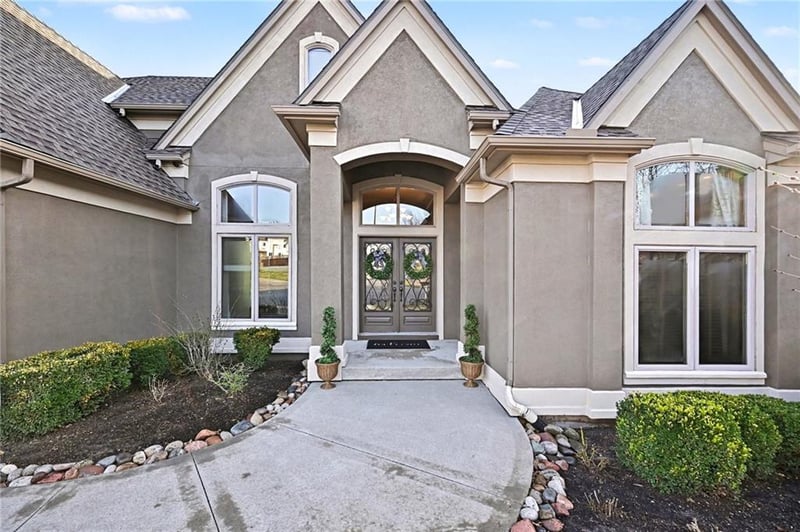 6133 Cypress Ct, Kansas City, MO 64119