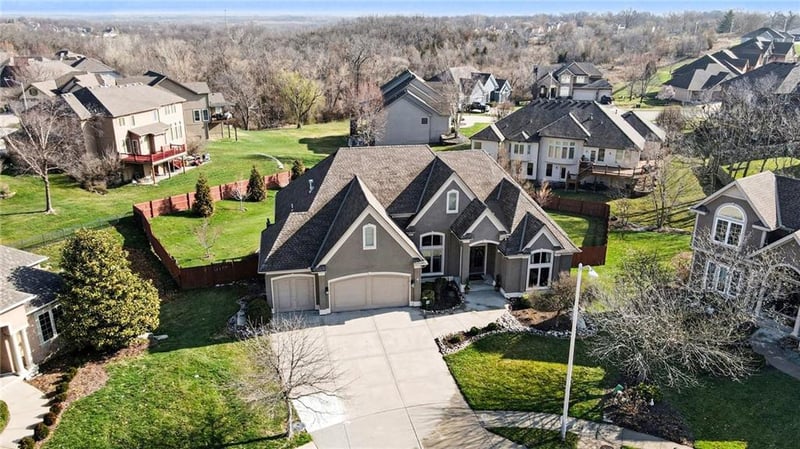 6133 N Cypress Ct, Kansas City, MO 64119