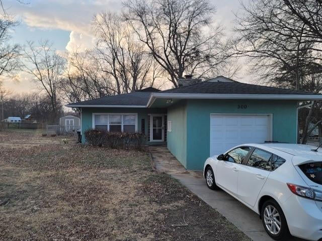 300 1st St, Lee's Summit, MO 64063