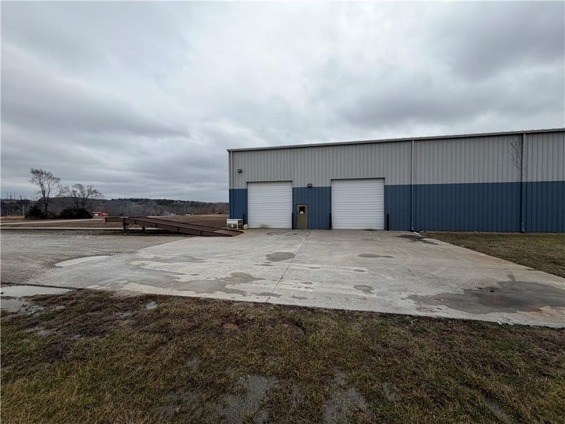 1202 Industrial Dr, Warsaw, MO 65355