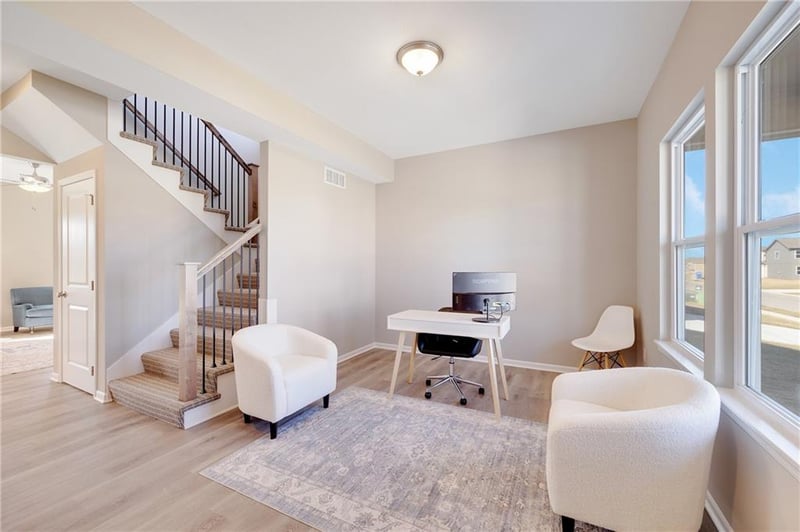 611 Wild Lupine Ln, Raymore, MO 64083