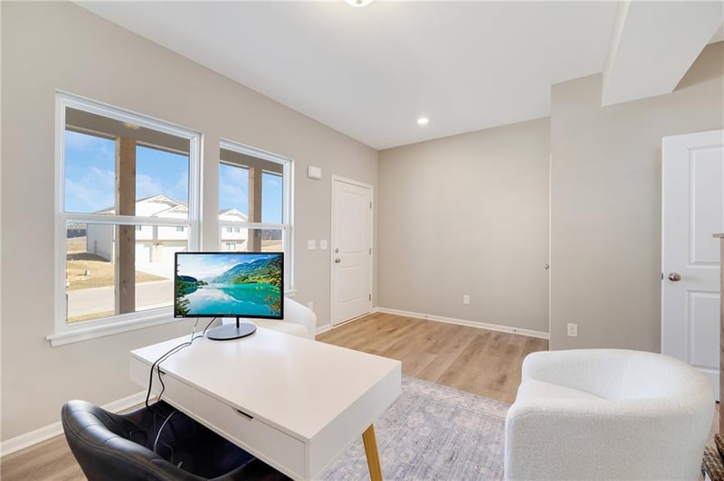 611 Wild Lupine Ln, Raymore, MO 64083