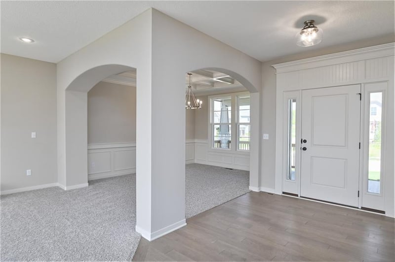 2761 Park St, Olathe, KS 66061