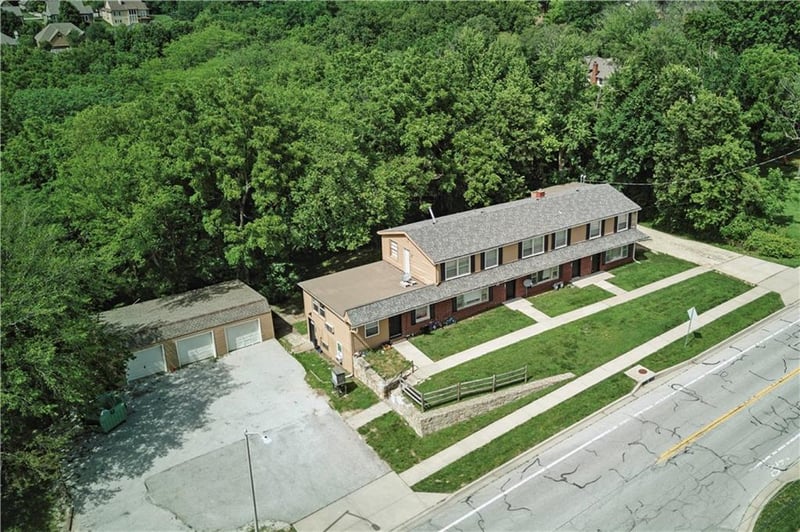12712 W 51st St, Shawnee, KS 66216