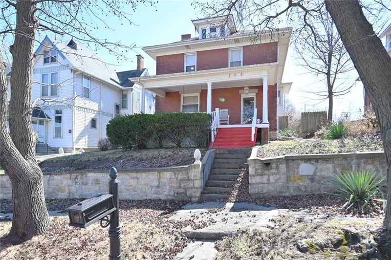 308 R St, Atchison, KS 66002