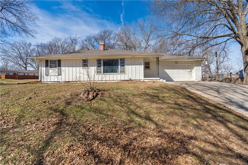 8604 84th Ter, Raytown, MO 64138