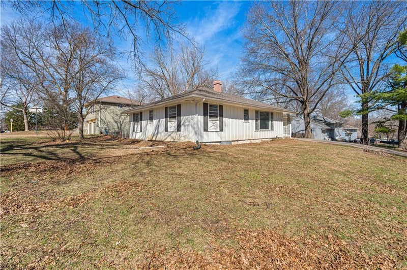 8604 84th Ter, Raytown, MO 64138