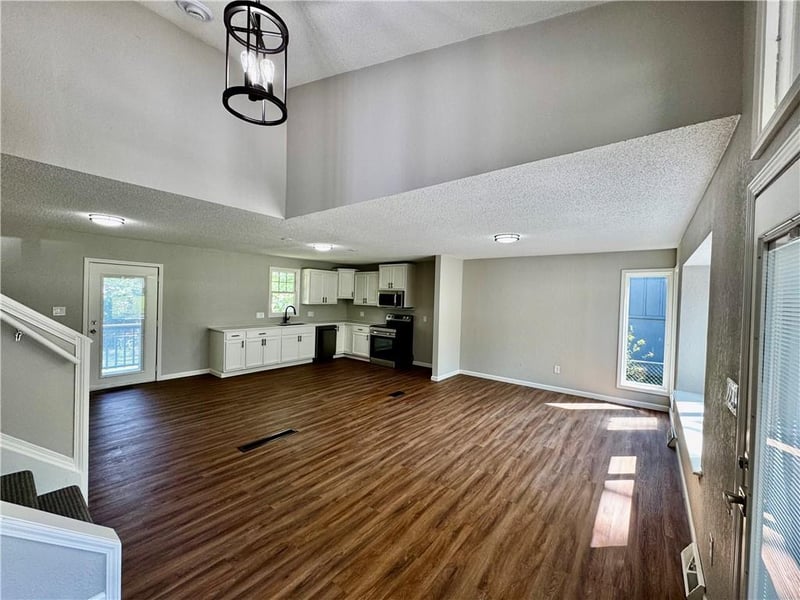 1621 Belvidere Ave, Independence, MO 64056