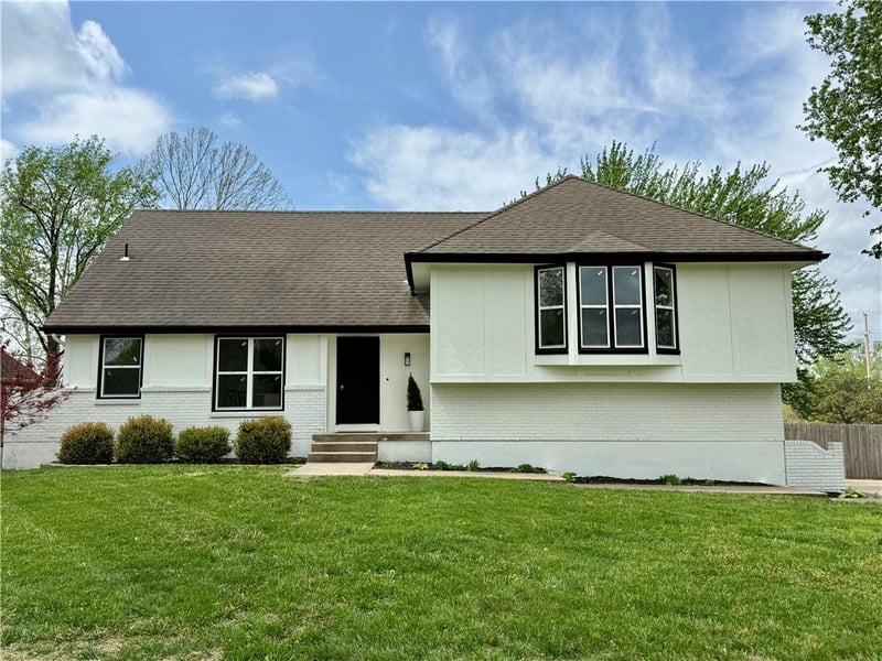 9718 Appleton Ave, Kansas City, MO 64134