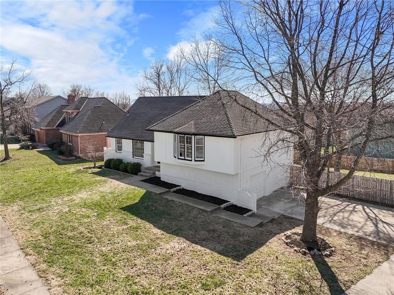9718 Appleton Ave, Kansas City, MO 64134