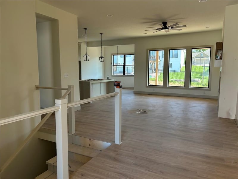 2605 Crestview St, Blue Springs, MO 64029