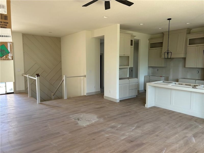 2605 Crestview St, Blue Springs, MO 64029