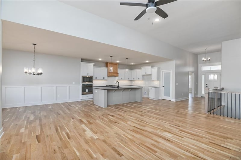 6024 Arapahoe St, Shawnee, KS 66226